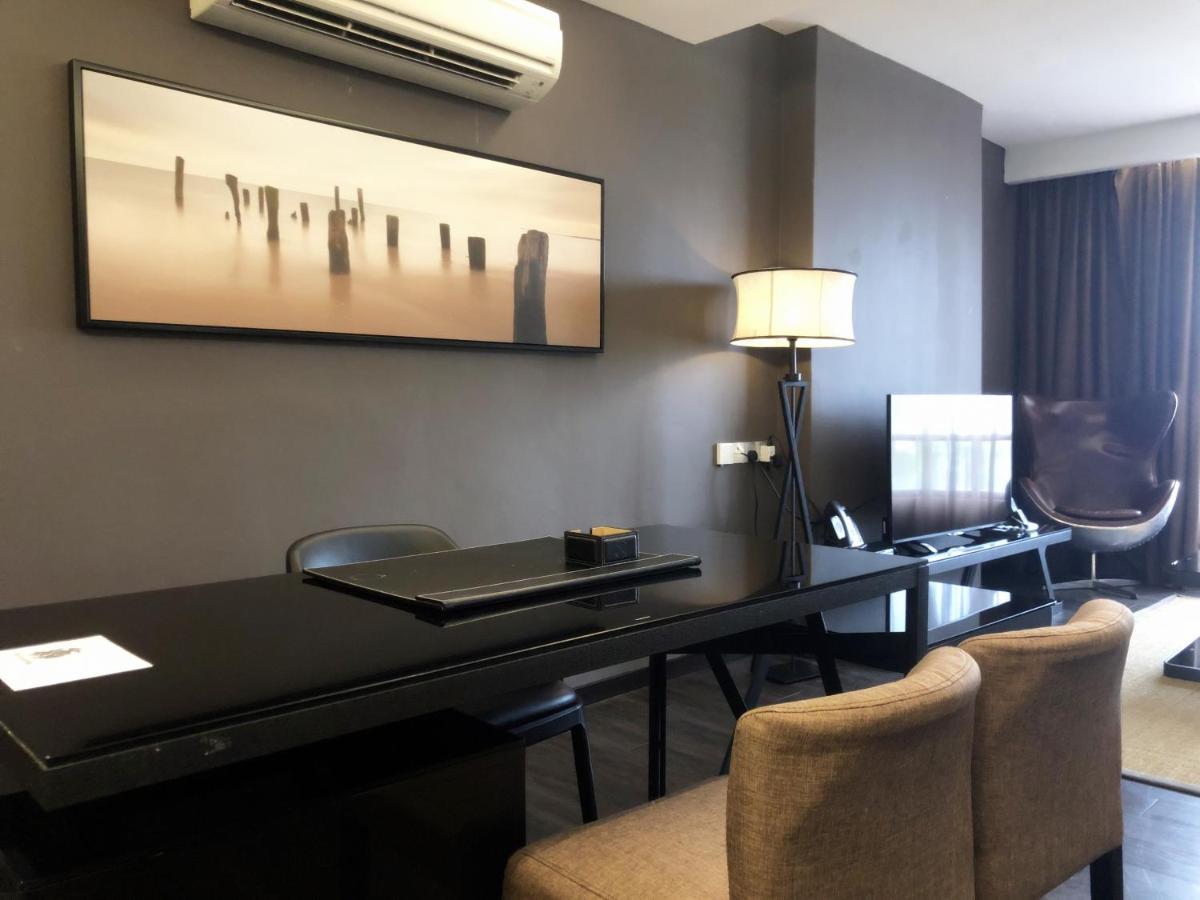 M Roof Hotel & Residences Ипох Екстериор снимка