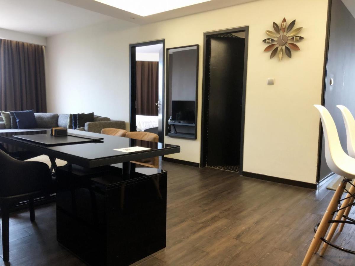 M Roof Hotel & Residences Ипох Екстериор снимка