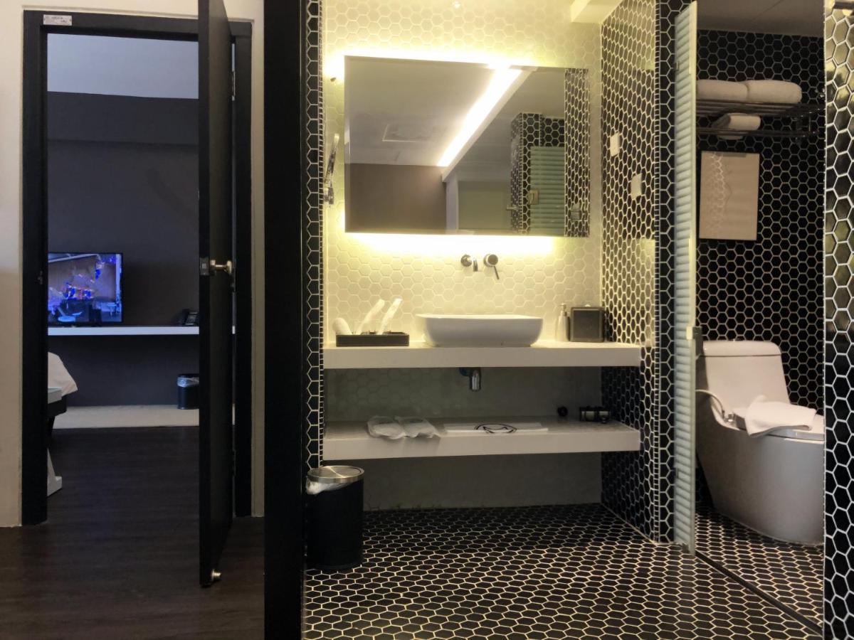 M Roof Hotel & Residences Ипох Екстериор снимка