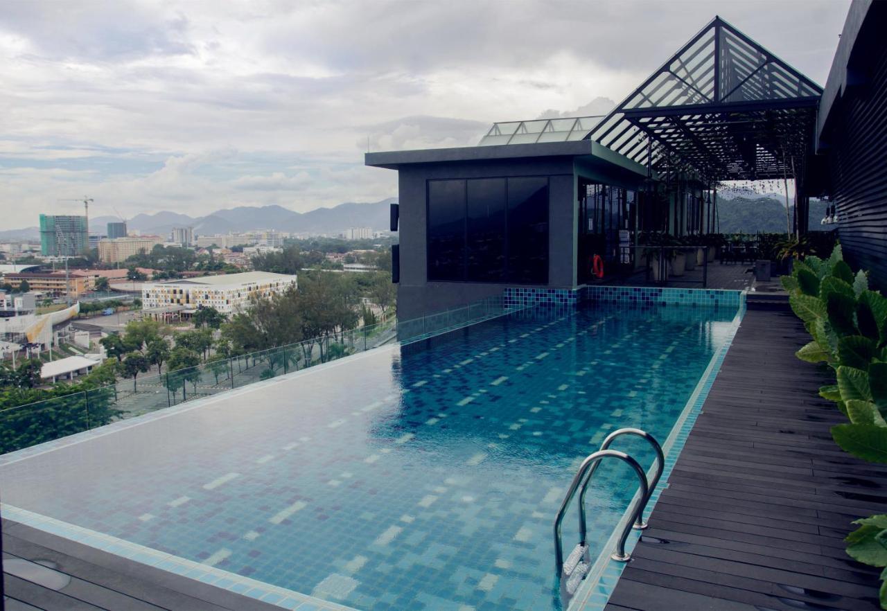 M Roof Hotel & Residences Ипох Екстериор снимка